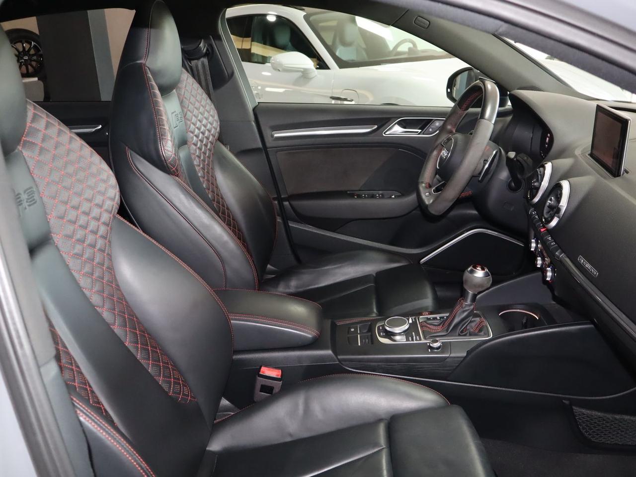Audi RS3 2.5 TFSI SEDAN #12050