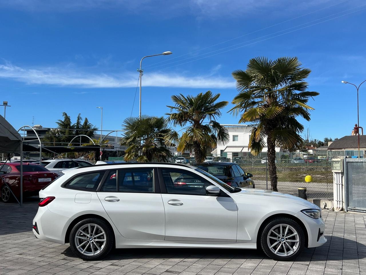 Bmw 320d 48V xDrive Touring Business Advantage