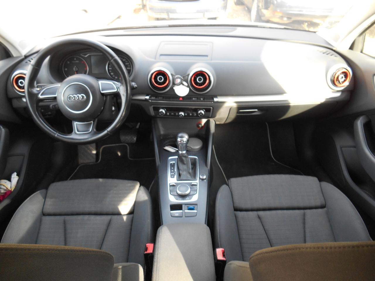 Audi A3 Sedan 1.6 TDI clean diesel S tronic Ambition