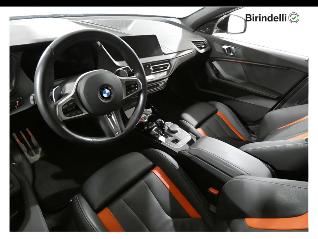 BMW Serie 1 (F40) - M 135i xDrive