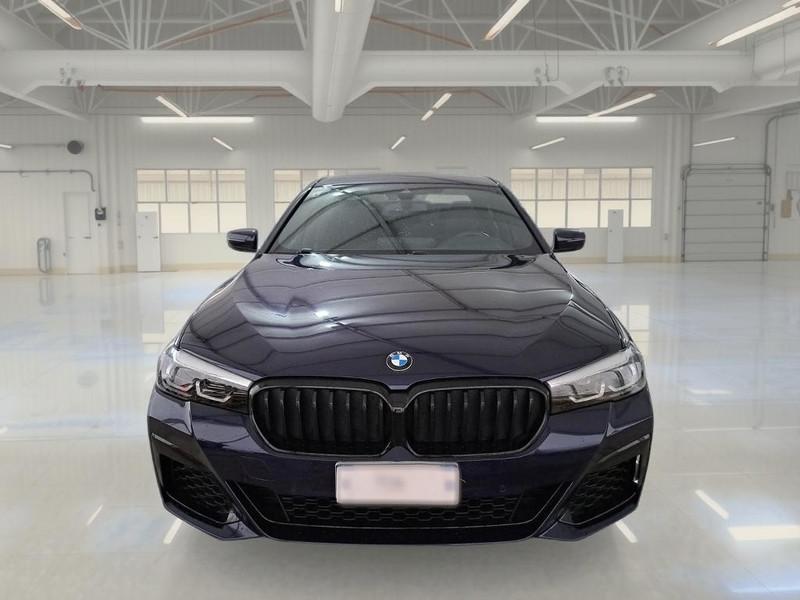 BMW 520 AUT M SPORT MH48V 4 PORTE BERLINA