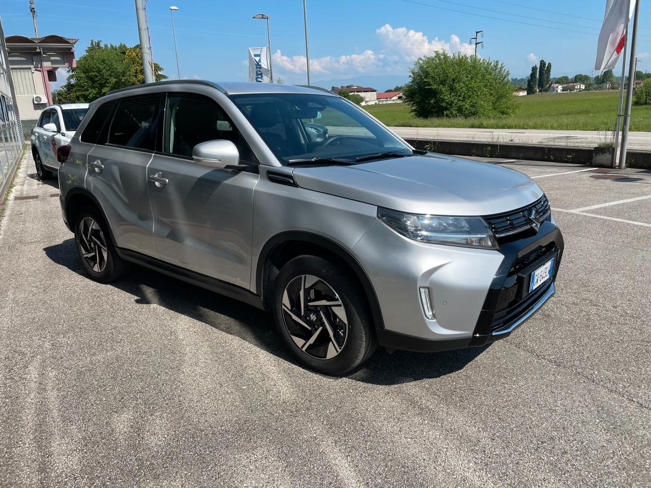 Suzuki Vitara 1.4 Hybrid Top