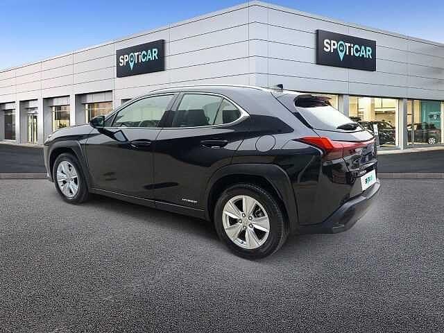 Lexus UX Hybrid Executive