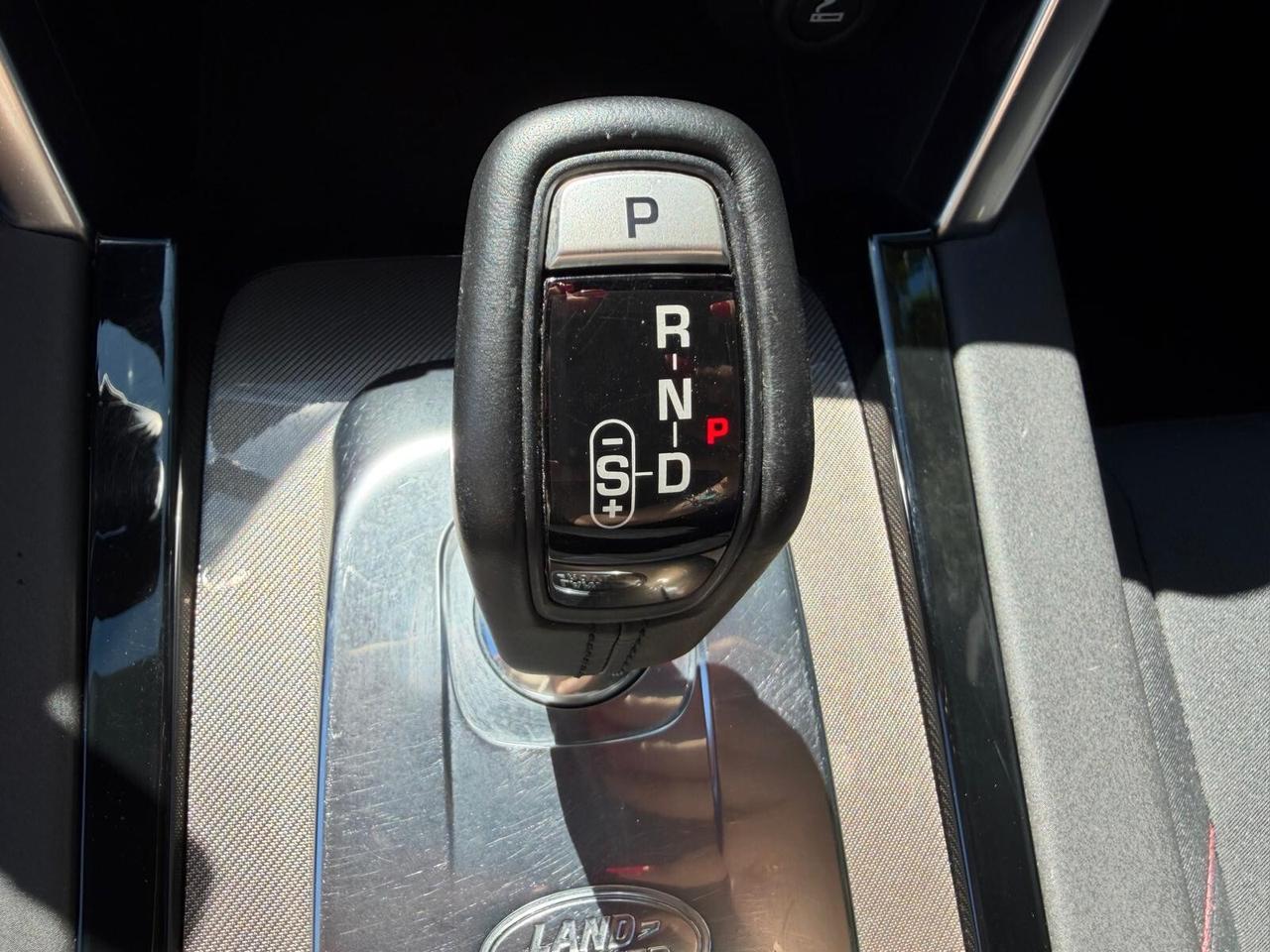 Land Rover Discovery Sport 2.0 TD4 180 CV AWD Auto R-DYNAMIC S