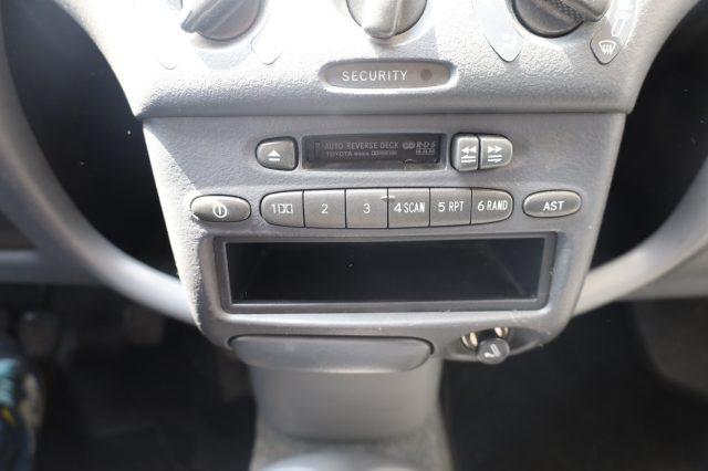 TOYOTA Yaris 1.0i 16V 5 Porte Sol Ideale per NEOPATENTATI
