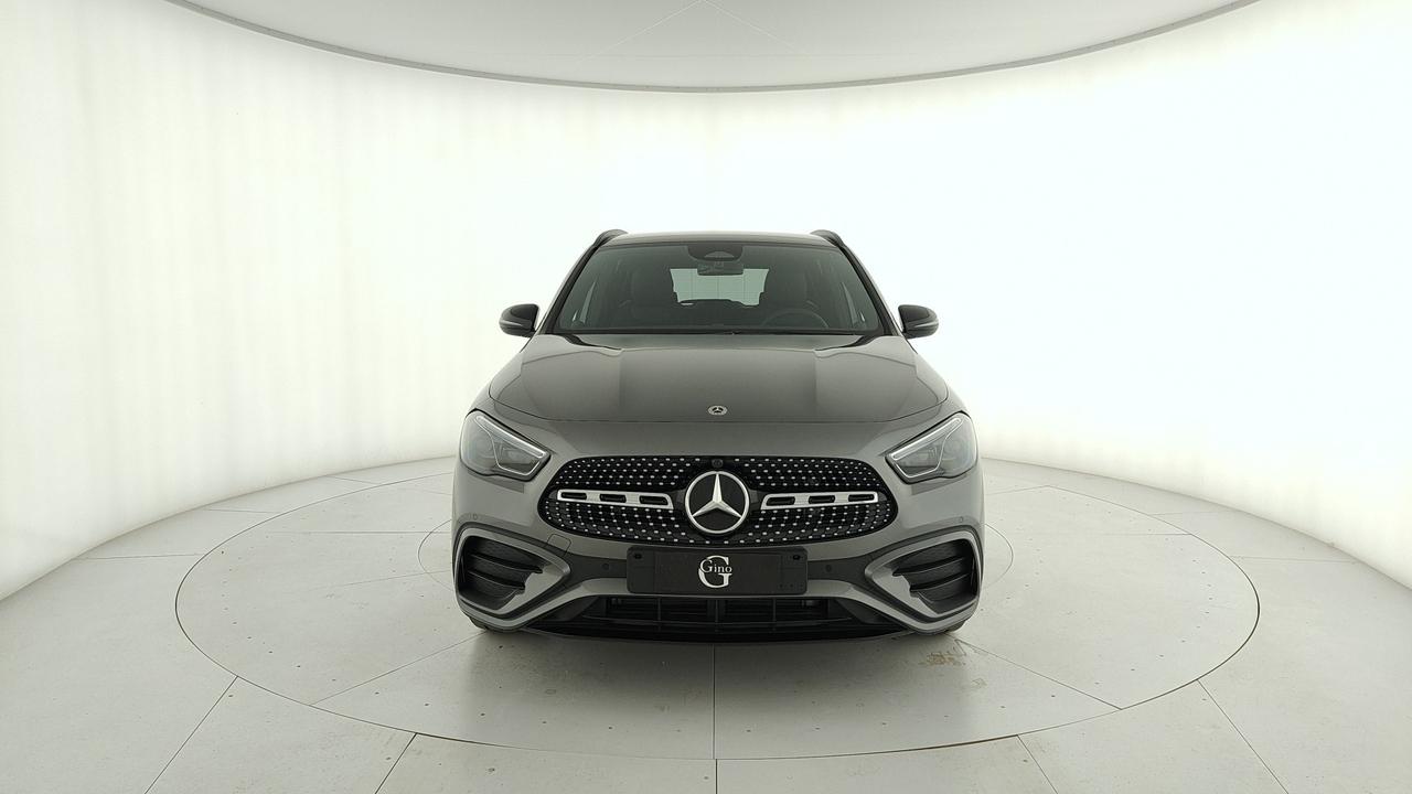 Mercedes-Benz GLA 200 d automatic