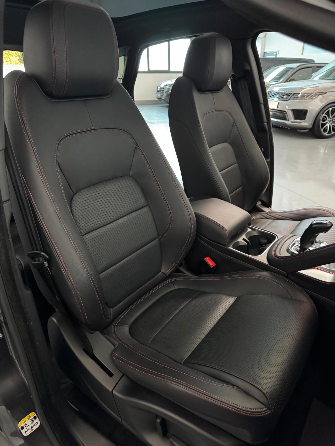 Jaguar E-Pace Chequered Flag D150 AWD 2.0cc 150cv Auto CarPlay