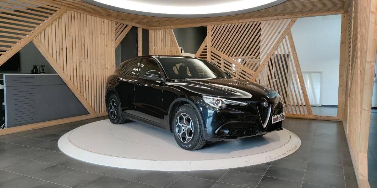Alfa Romeo Stelvio 2.2 t Business rwd 160cv auto