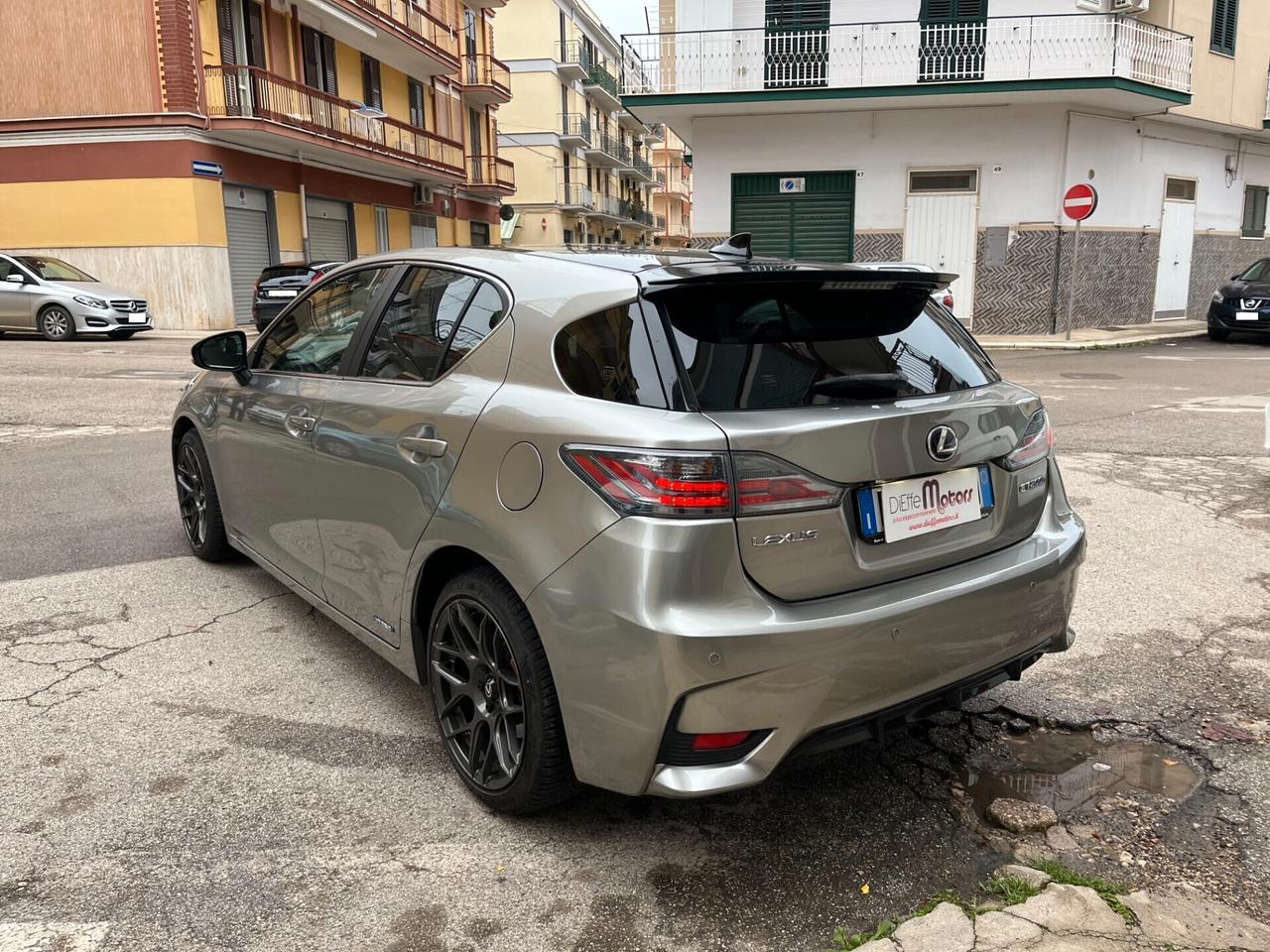 Lexus CT 200h Hybrid Black Style