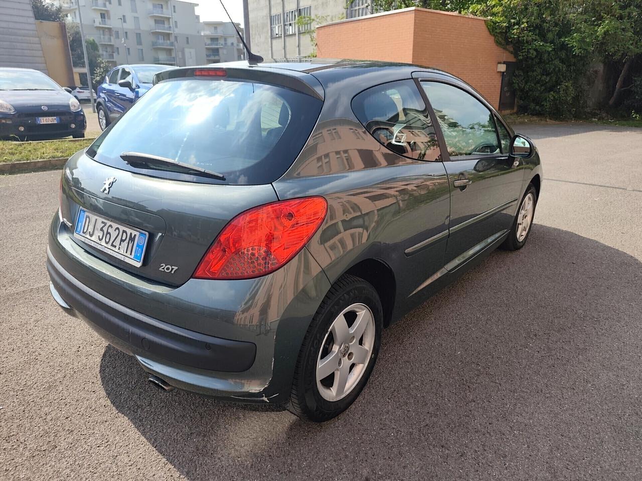 Peugeot 207 1.4 VTi benz euro 4 neopatentati