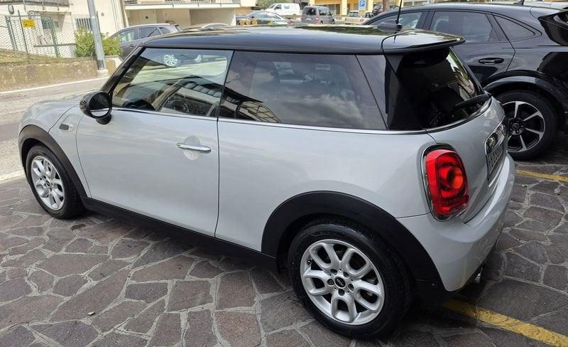 MINI Mini Cooper D LED NAVI HARMAN KARDON PDC