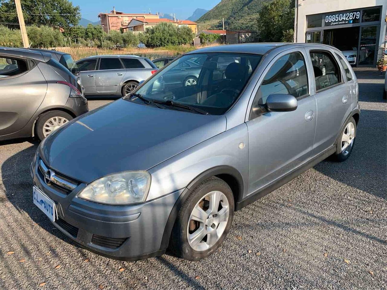 Opel Corsa 1.2i