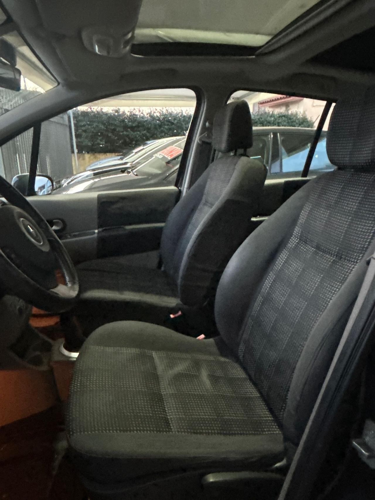 Renault Modus 1.2 16V Luxe Privilège