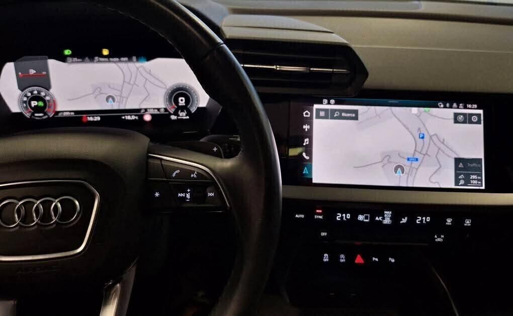 Audi A3 SPB 35 TFSI S tronic line edition tetto panoramico