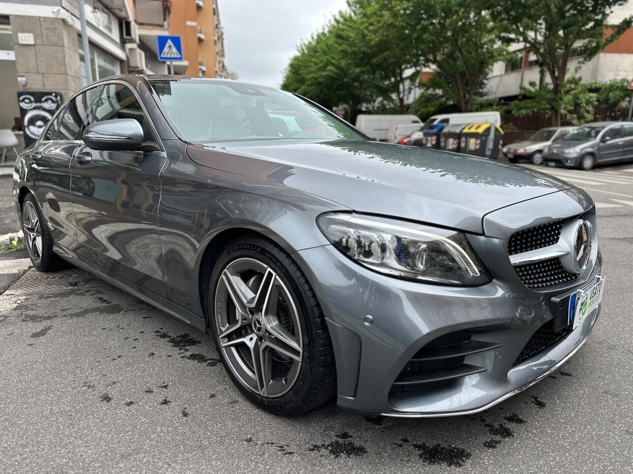 Mercedes C220 194cv Premium AMG Auto Led Matrix