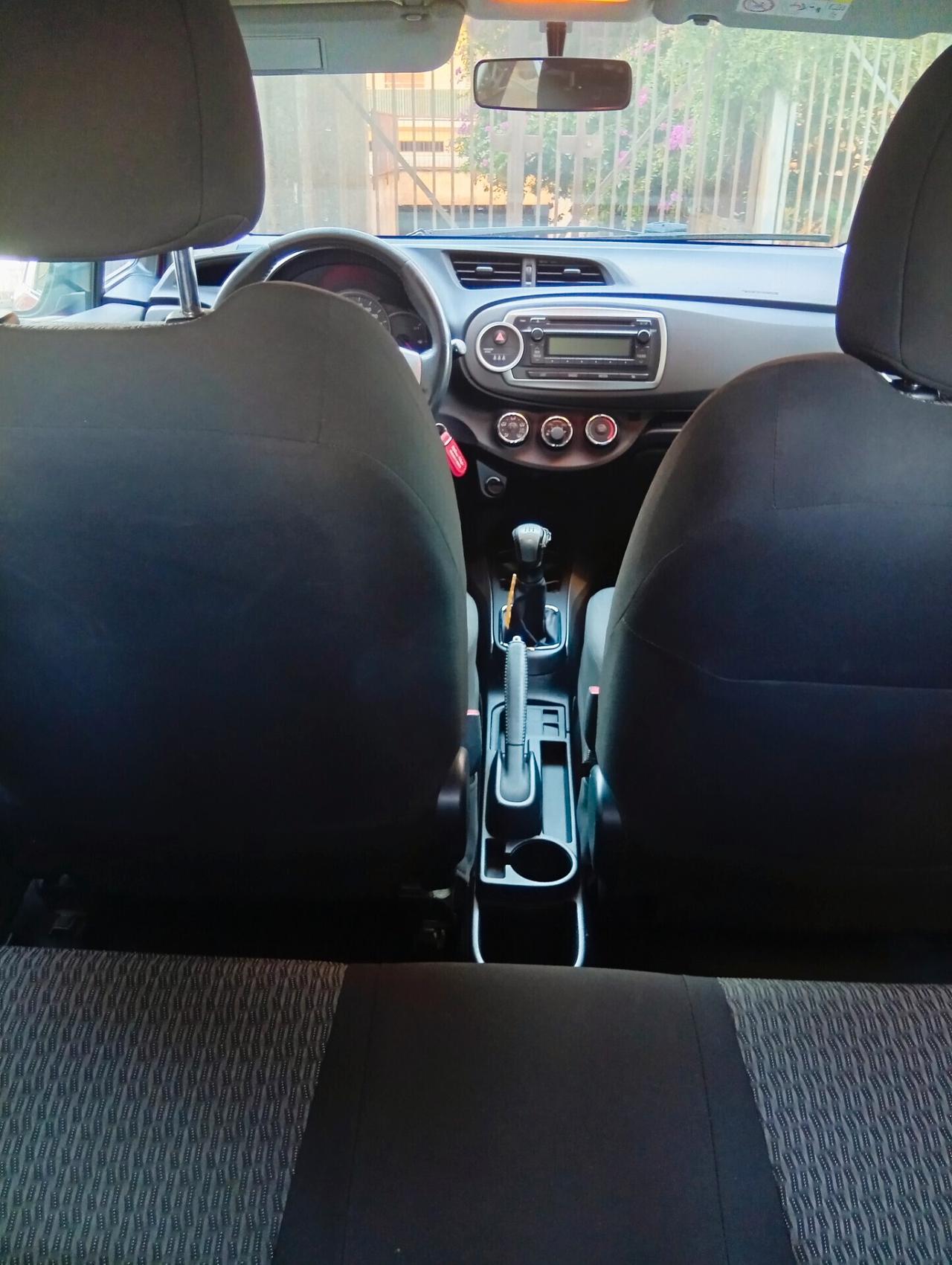 Toyota Yaris 1.0 5 porte Lounge