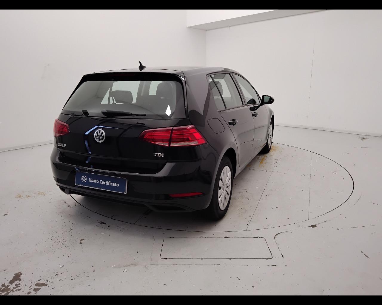 VOLKSWAGEN Golf VII 2017 5p - Golf 5p 1.6 tdi Trendline 90cv