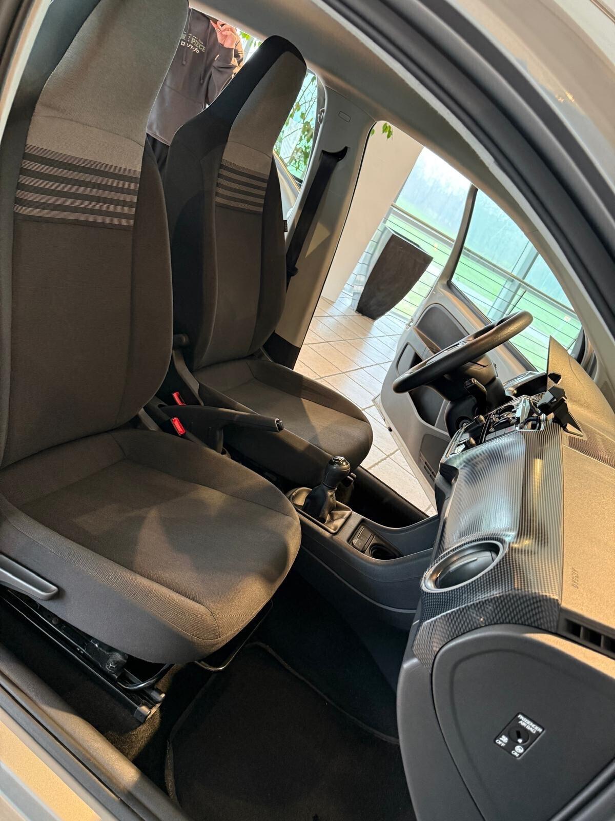 Volkswagen up! 1.0 TSI