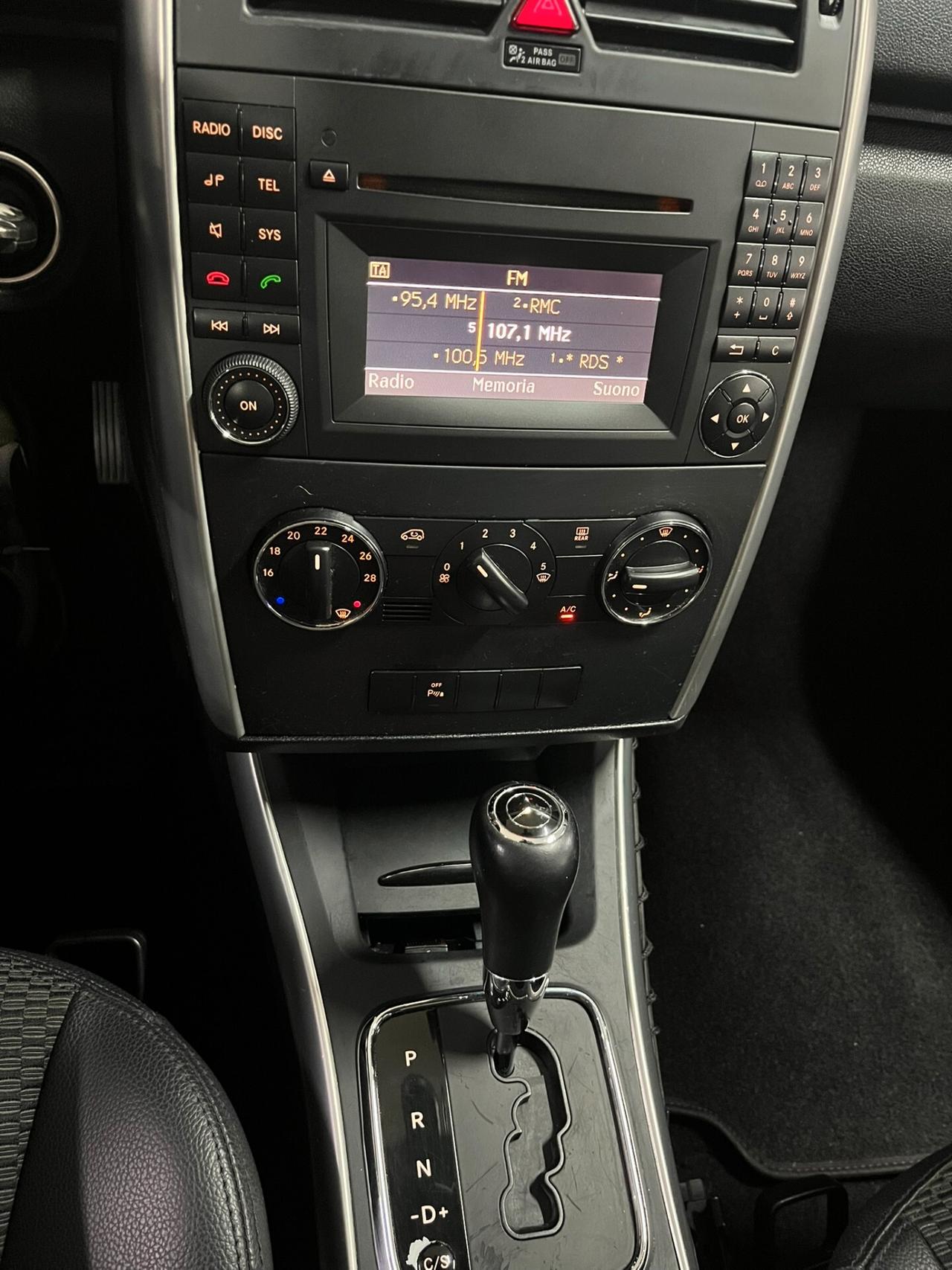 Mercedes-benz A 180 CDI cambio automatico!!