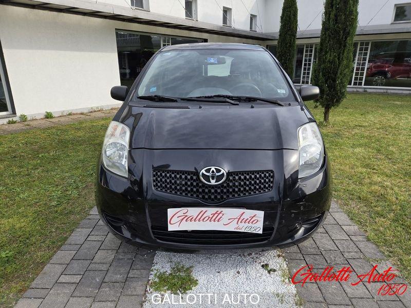 Toyota Yaris 1.0 3 porte