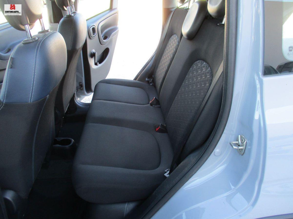 FIAT Panda 1.0 S&S Hybrid City Cross-2021 KM60000