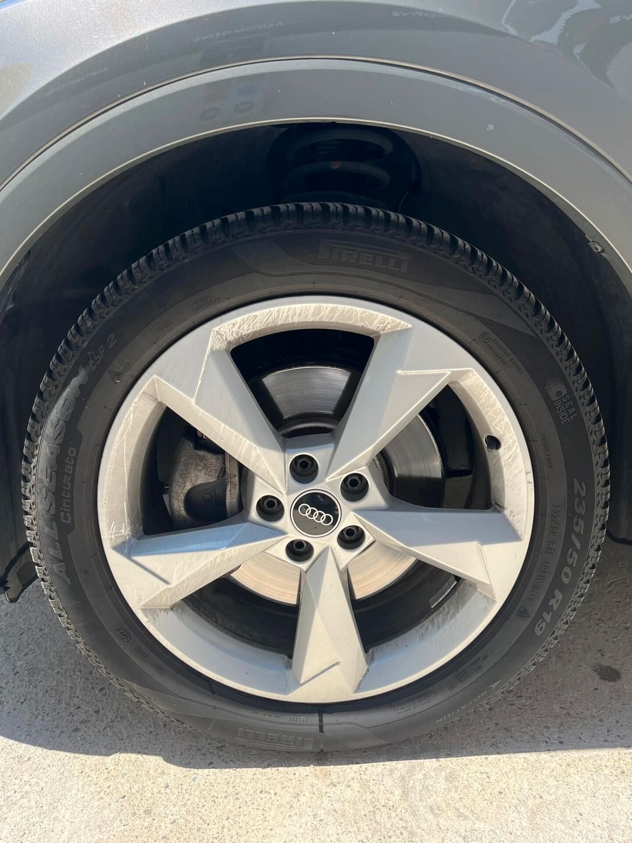 Audi Q3 SPB 40 TDI quattro S tronic line edition