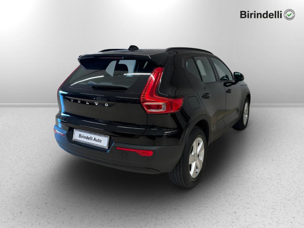 VOLVO XC40 (2017-->) - XC40 T2 Momentum