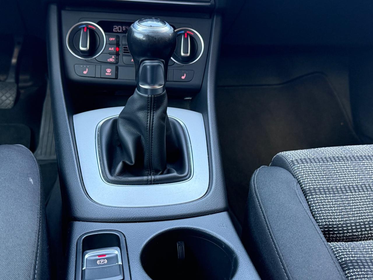 Audi Q3 2.0 TDI 150 CV Business