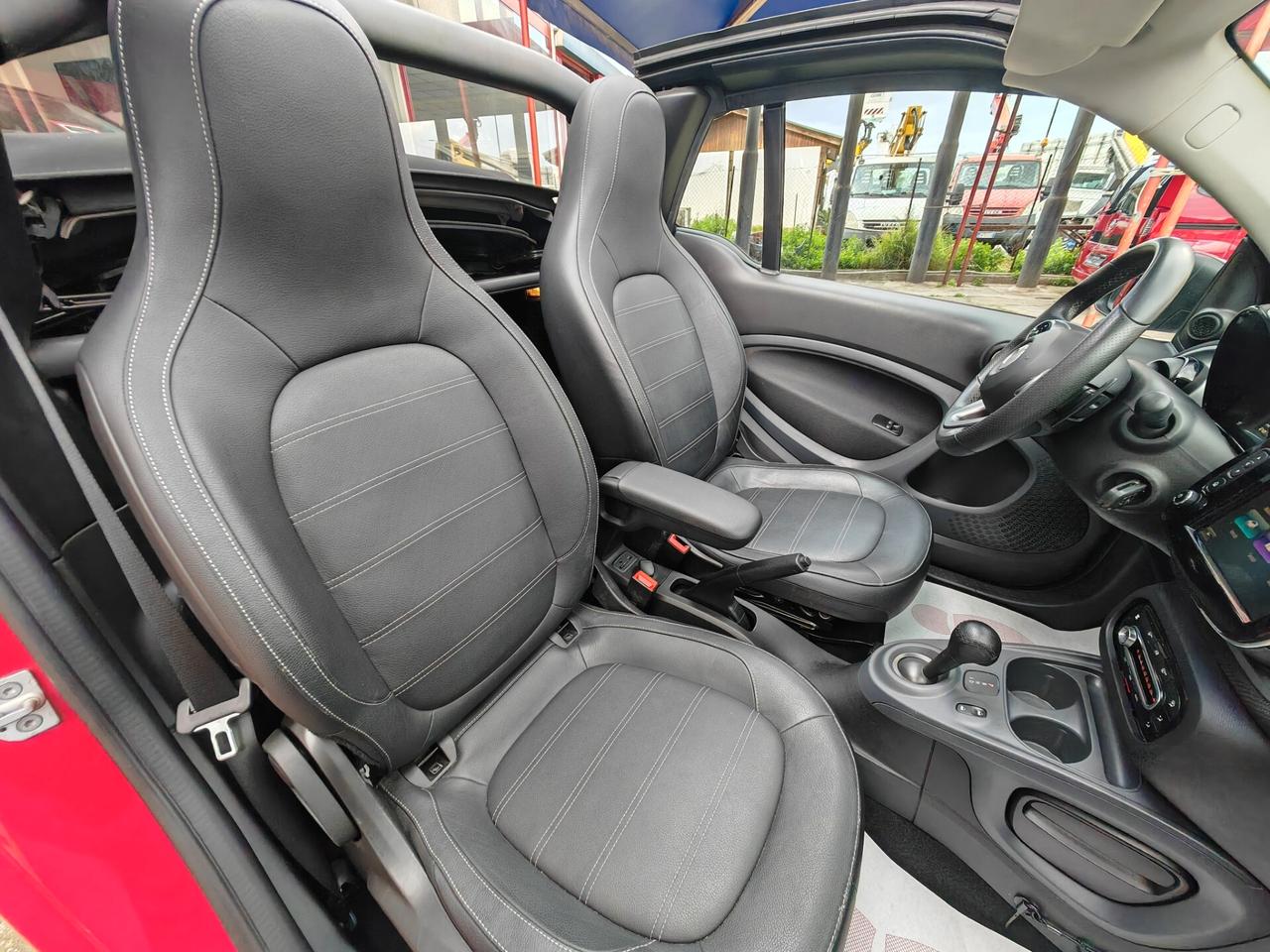 Smart Fortwo 1,0 benzina 05/2017 Cv70