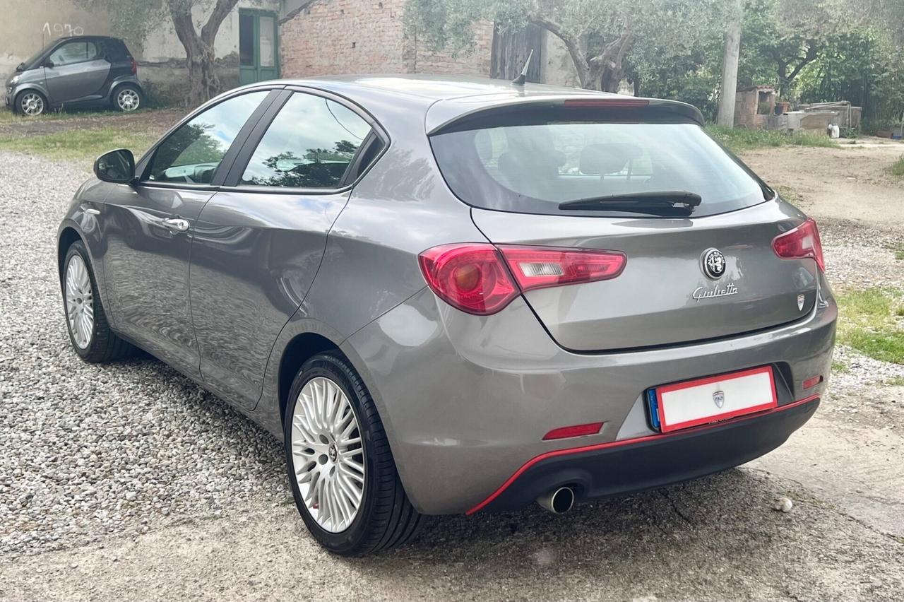 Alfa Romeo Giulietta 1.6 JTDm-2 105 CV Distinctive