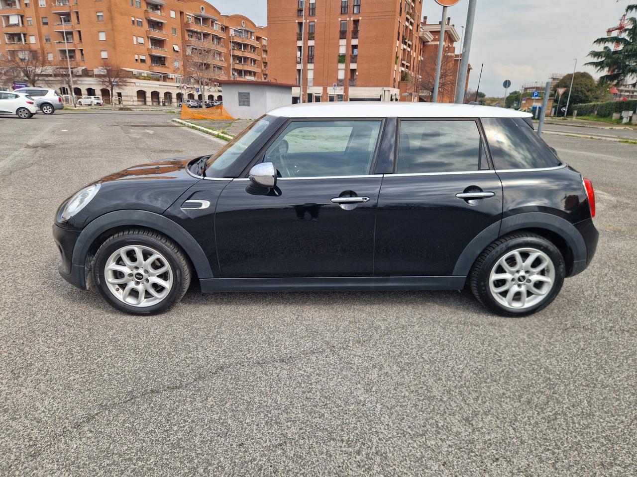 Mini Cooper D 1.5 136cv 5porte *FRIZIONE NUOVA*