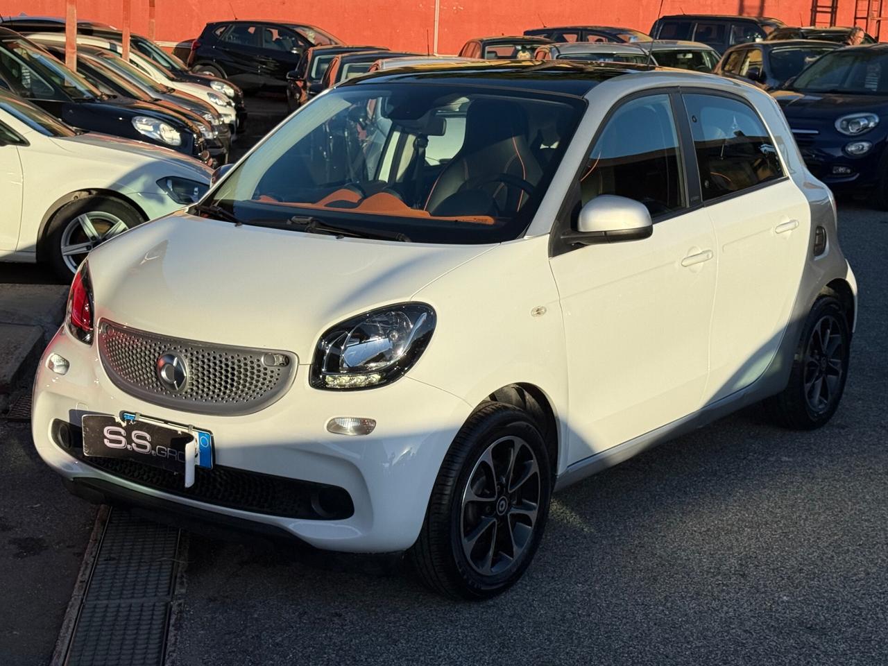 ForFour 1.0 90 CV/( 25 MILA KM )/permute/garanzia/unipro
