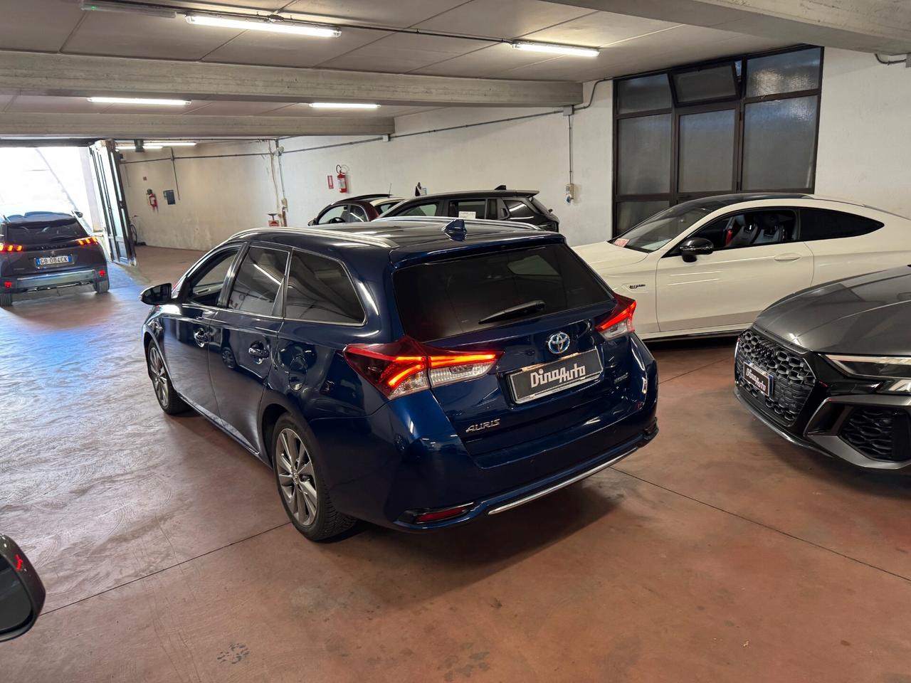 Toyota Auris Touring Sports 1.8 Hybrid Cool