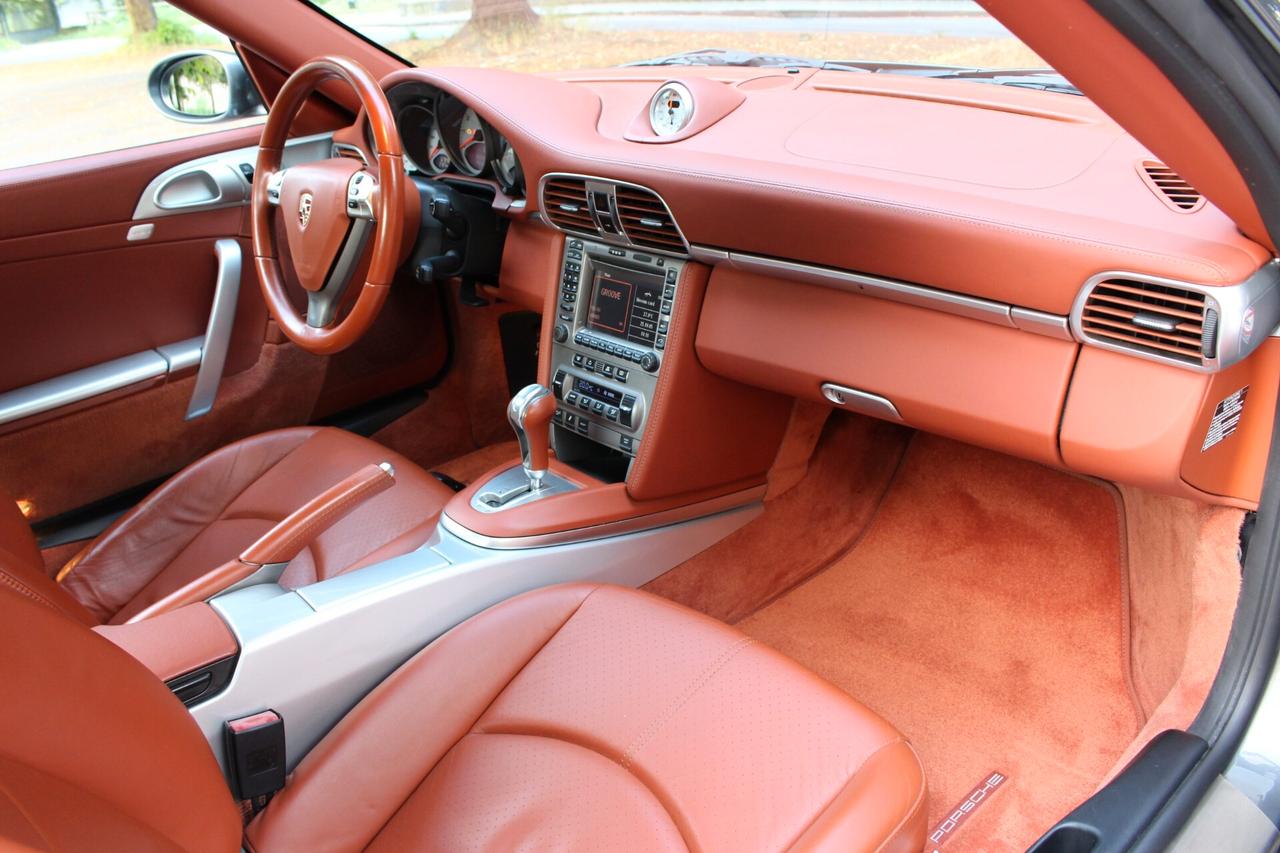 Porsche 911 Carrera 4S Coupé
