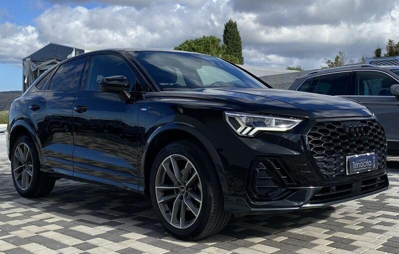 Audi Q3 SPB S Line interno ed esterno 2.0 TDI 150CV S-Tronic 35