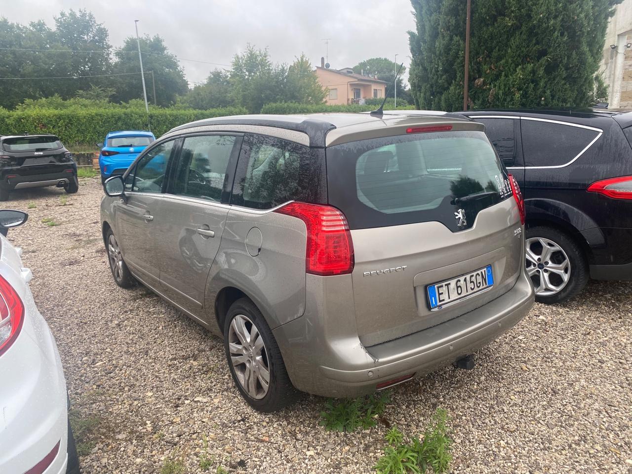 Peugeot 5008 1.6 HDi 115CV Active
