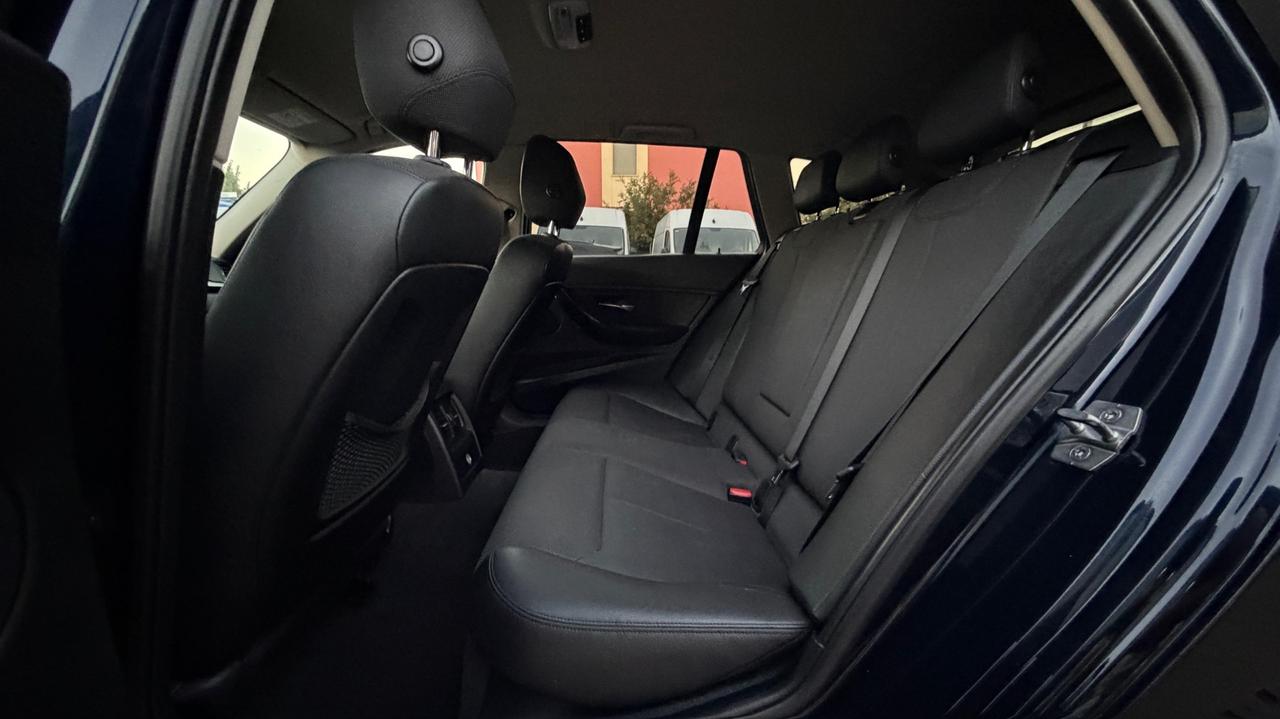 Bmw 320 320d xDrive Touring Business aut.