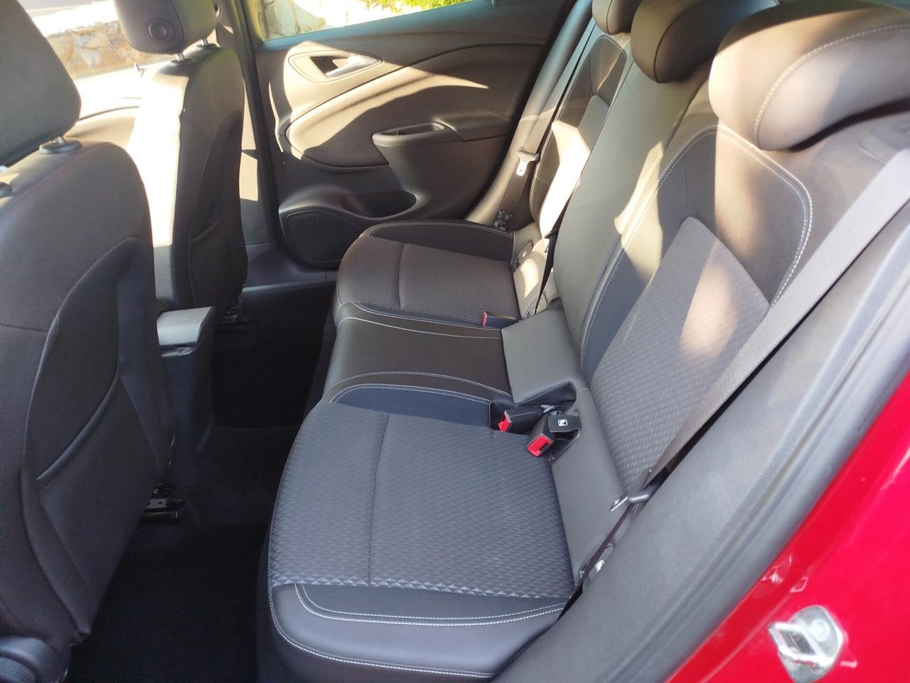 Opel Astra 1.6 BiTurbo OPC Line