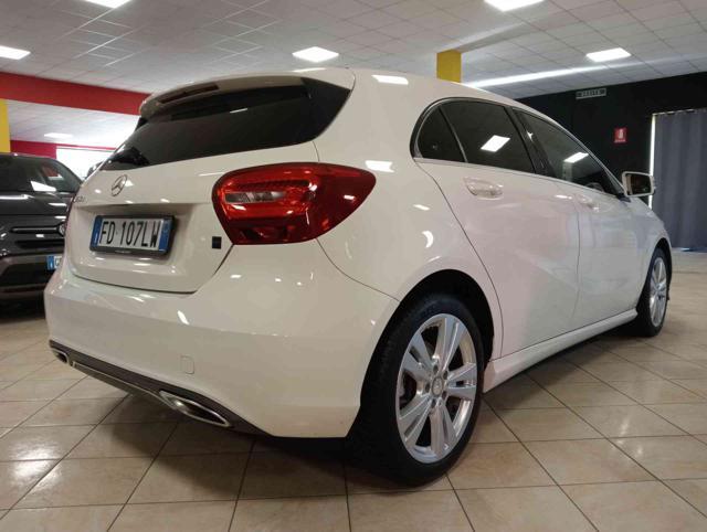 MERCEDES-BENZ A 180 d Sport ** TETTO PANORAMA **