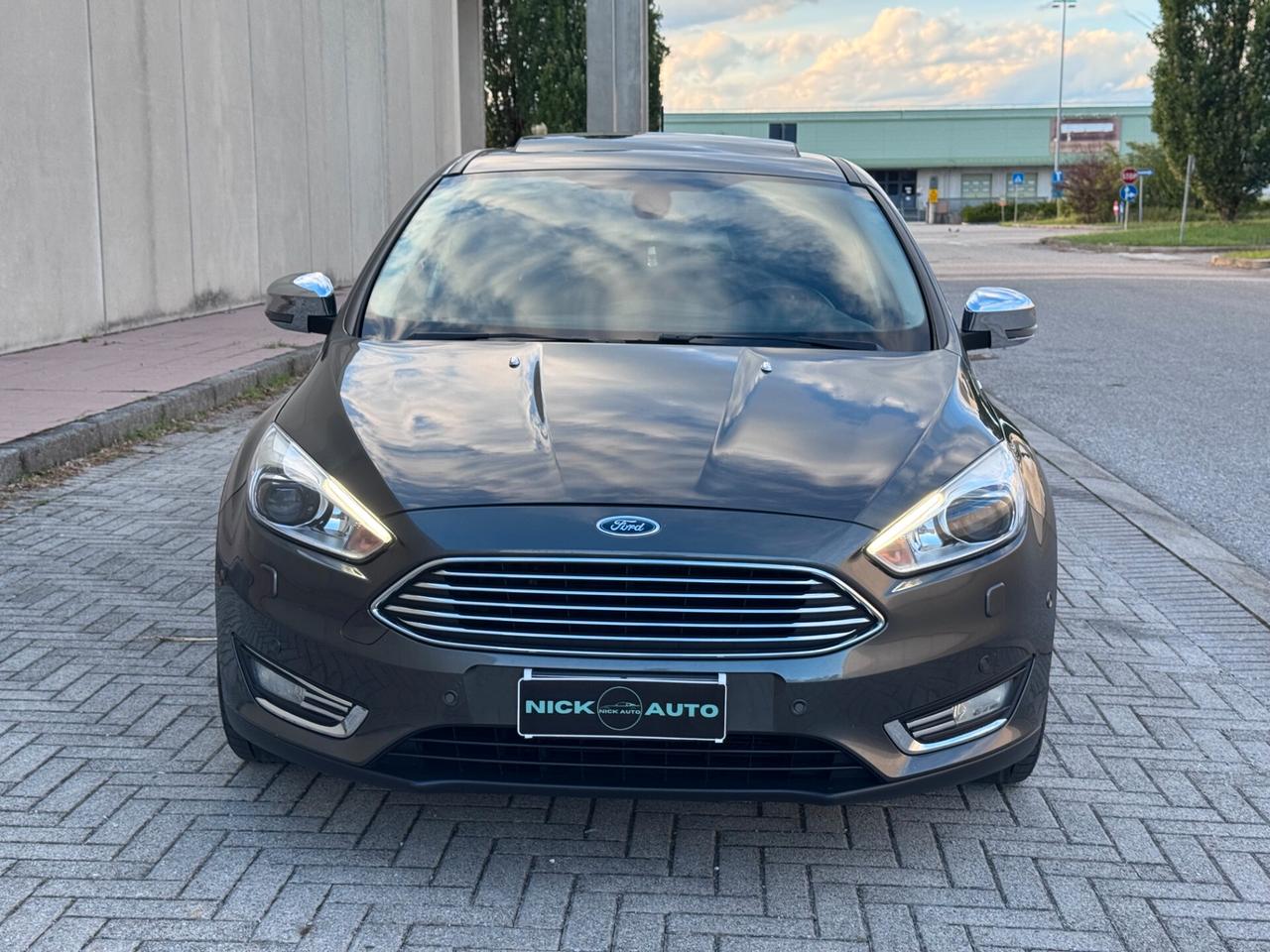 Ford Focus 1.5 TDCi 120 CV Start&Stop Titanium X Gomme nuove in OMAGGIO