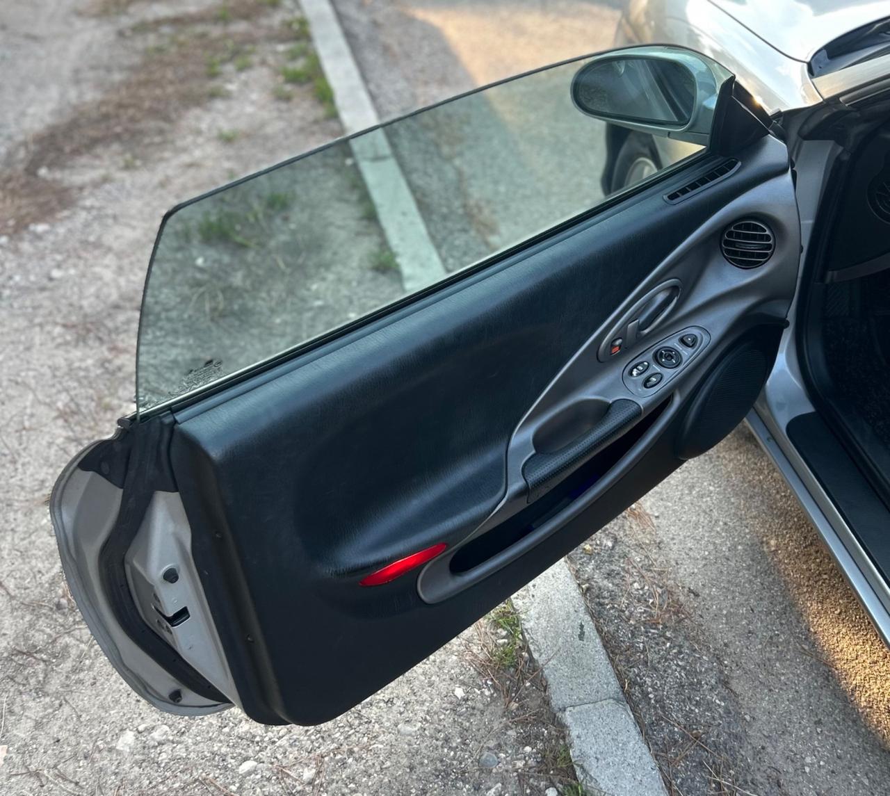 Hyundai Coupe 1.6i 16V Air Edition Neopatentati