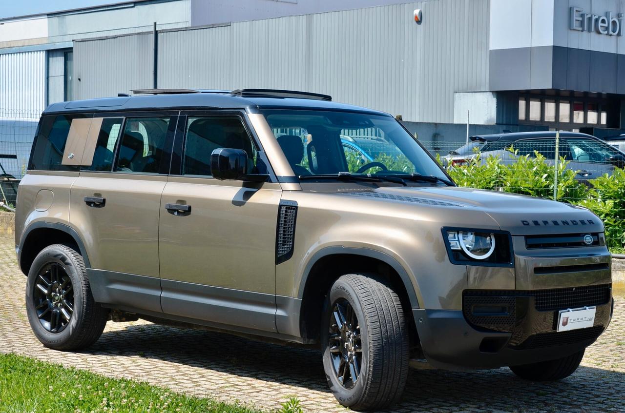 LAND ROVER DEFENDER 2.0d SD4 AWD 240cv 7 POSTI AUTO, GARANZIA UFF LAND ROVER, UFF ITALIANA, SERVICE UFF LAND ROVER, EURO 6D, TETTO, HI-FI MERIDIAN, FARI LED, PERMUTE