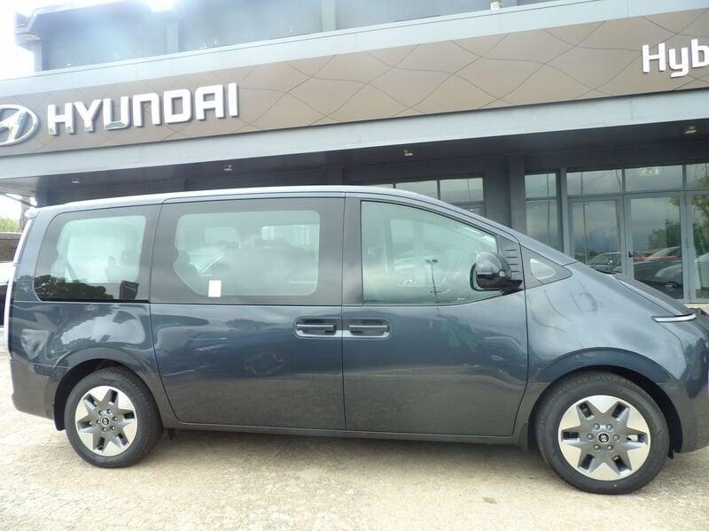 Hyundai Staria Staria 1.6 HEV AT 2WD 9 posti Wagon