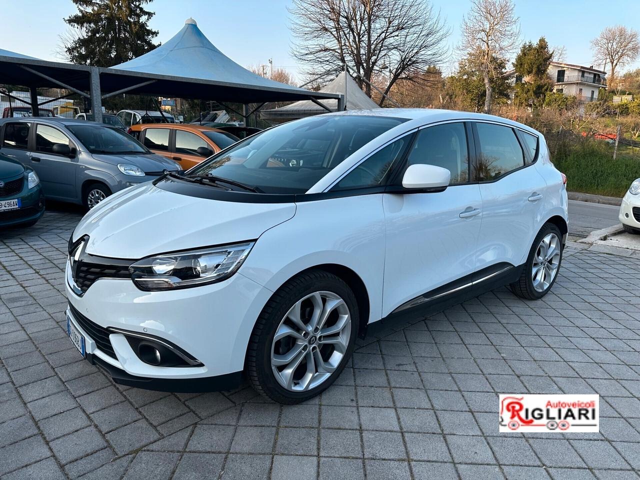 Renault Scénic Blue dCi 150 CV Initiale Paris