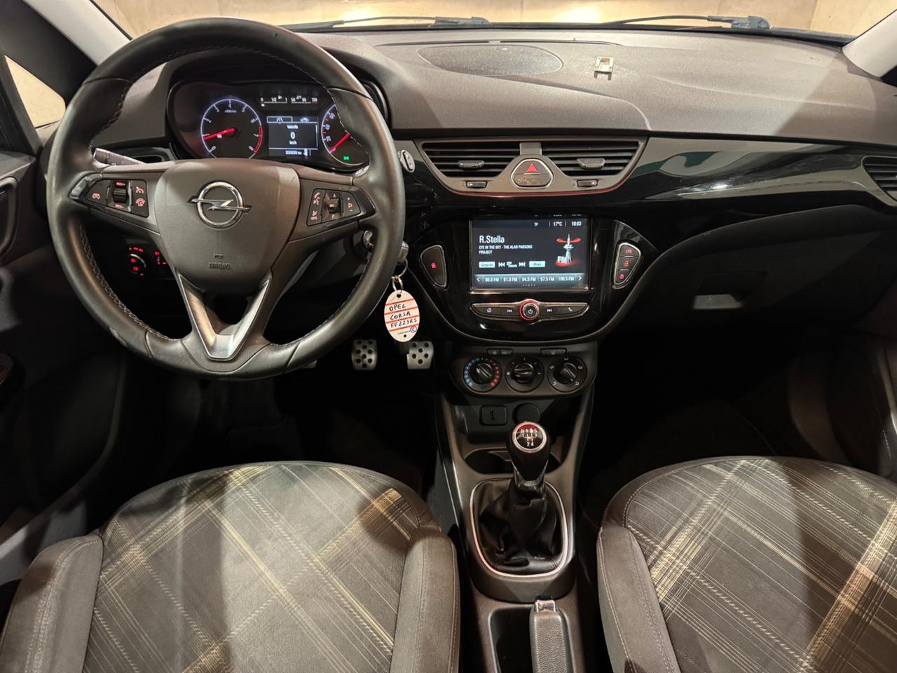 Opel Corsa 1.4 90CV GPL Tech 5 porte b-Color