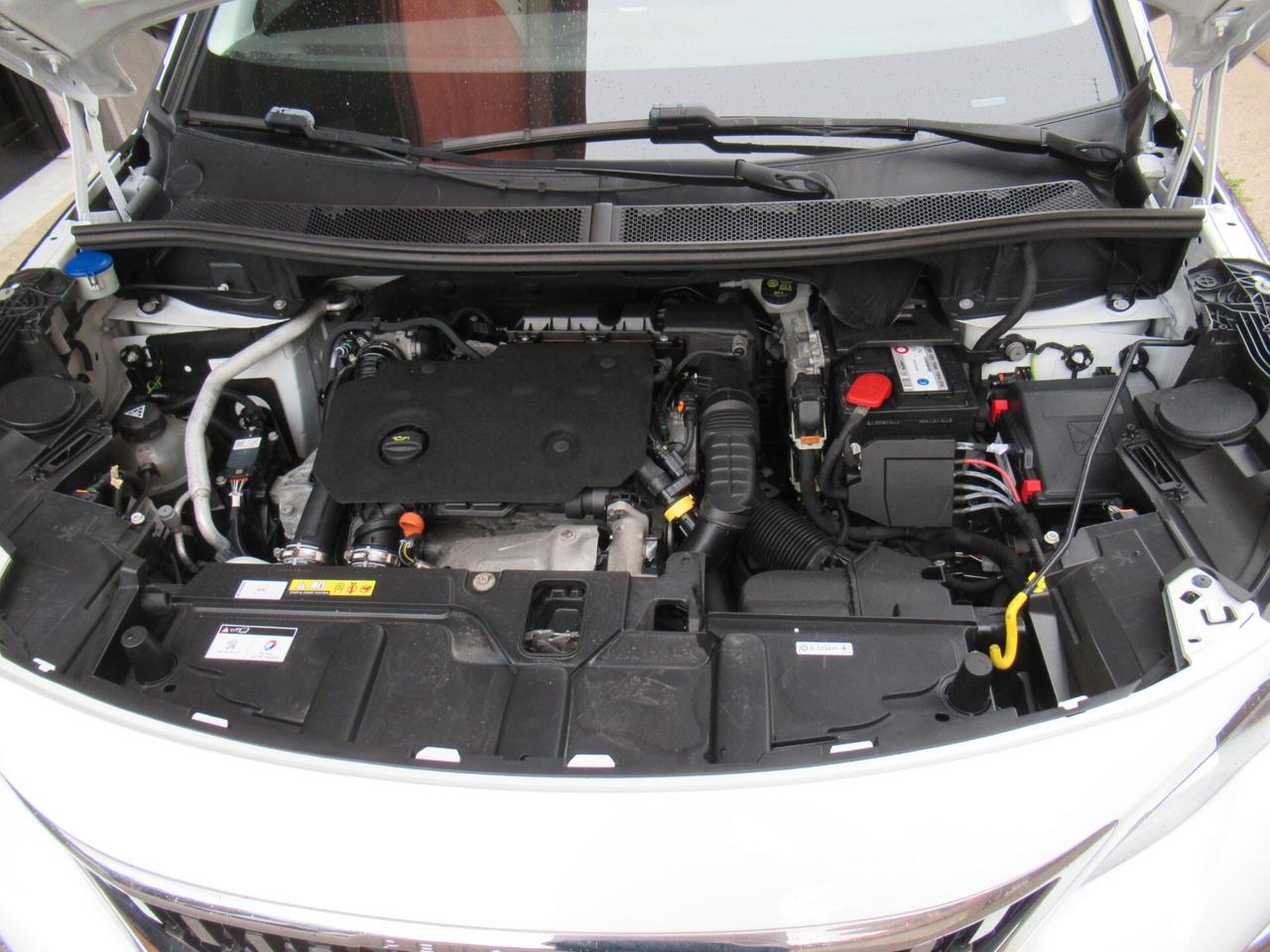 Peugeot 3008 BlueHDi 130 S&S Allure VIRTUAL COKPIT