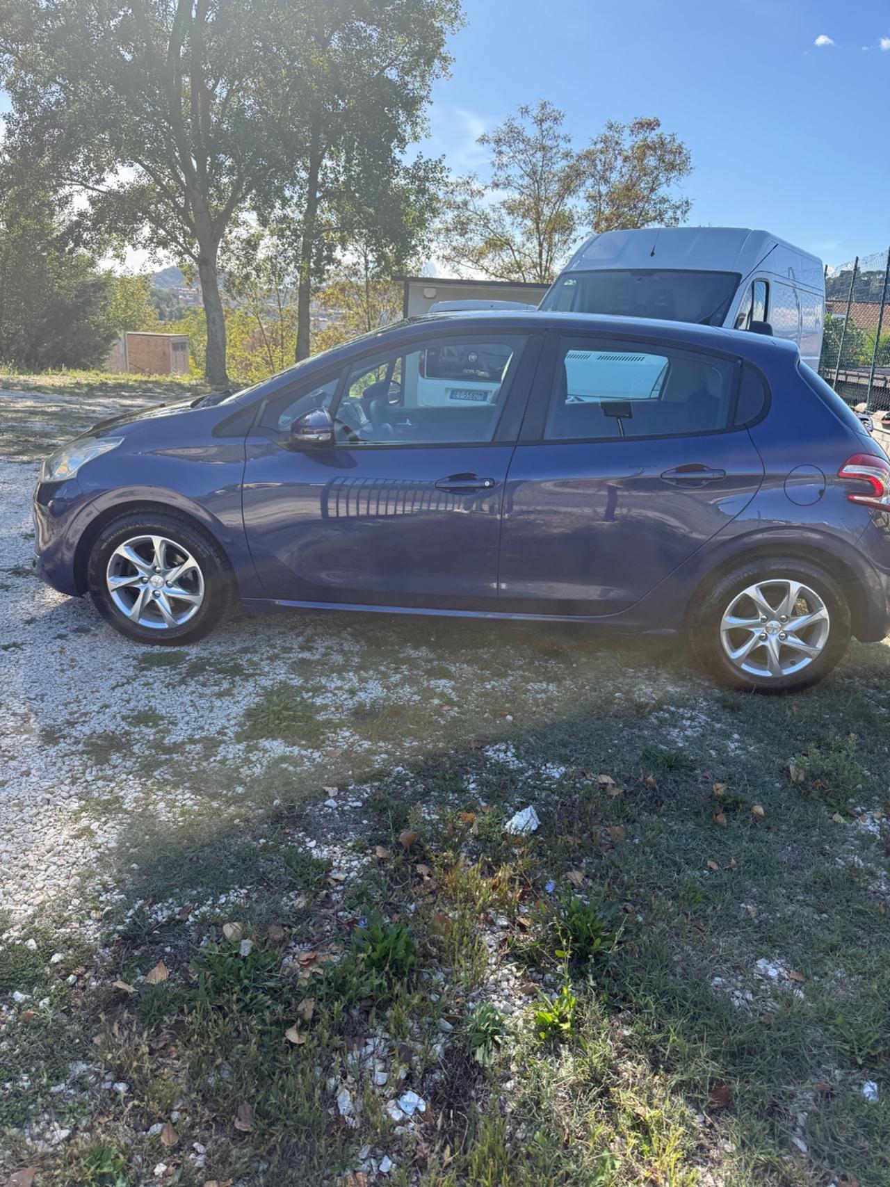 Peugeot 208 1.4 HDi 68 pari al nuovo