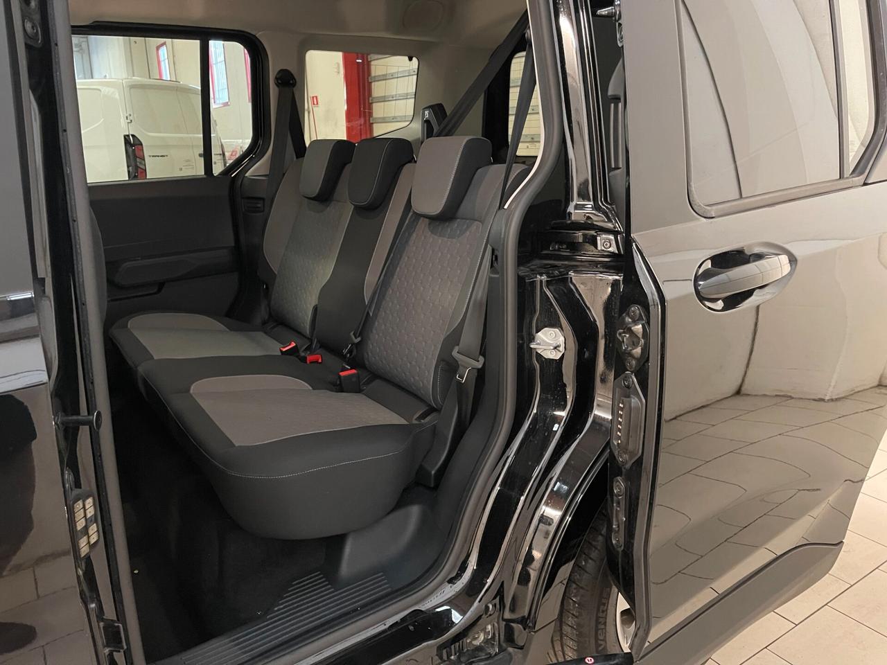 Ford Tourneo Courier Titanium 1.0 125cv c.auto-Ok Neopatent-LEGGI SOTTO