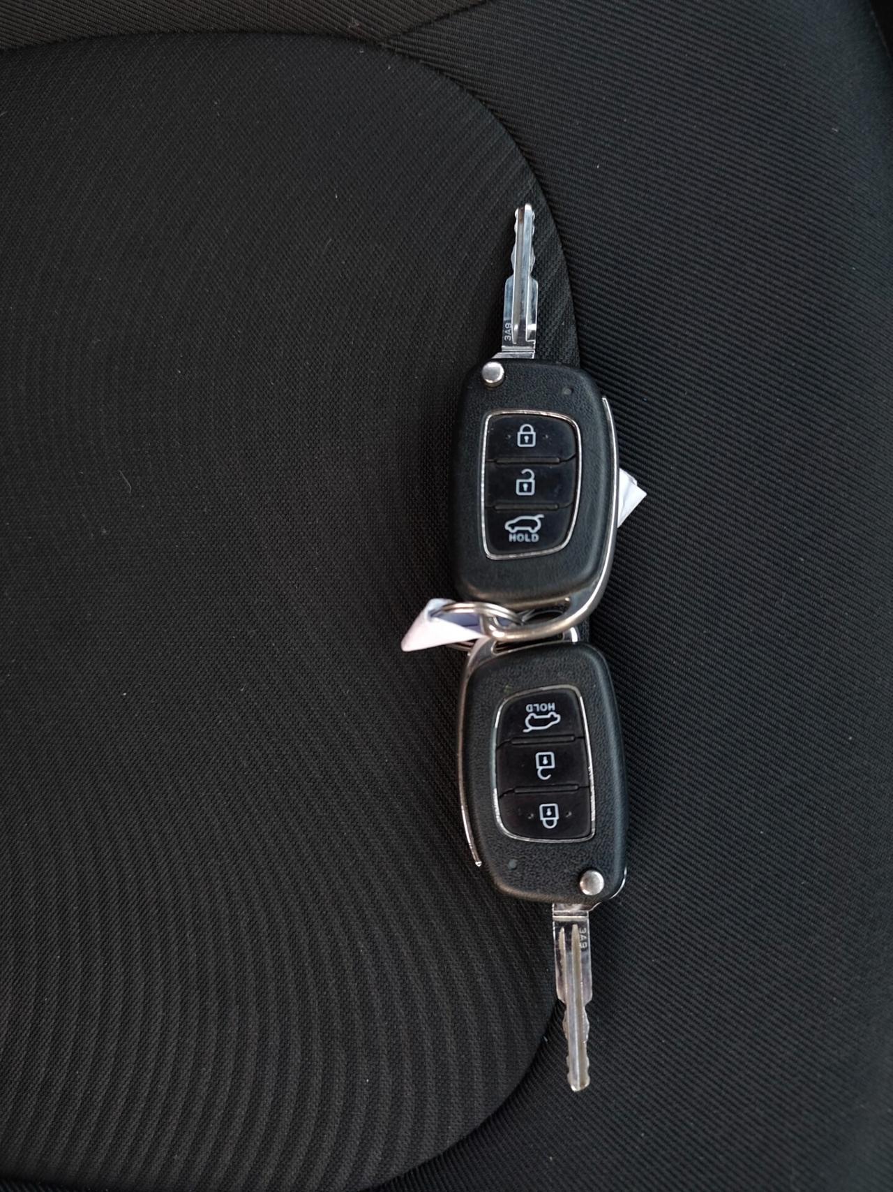 Hyundai i10 1.0 BENZINA KM 85000