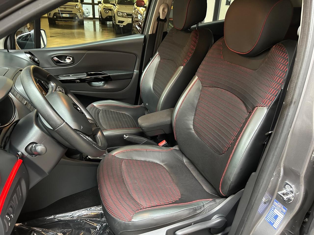 Renault Captur dCi 8V 90 CV EDC Start&Stop Energy Intens